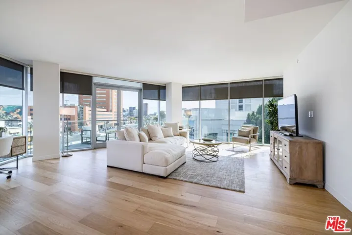 8500 Burton Way 607, Los Angeles, California 90048