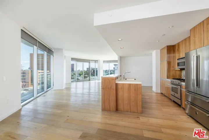 8500 Burton Way 607, Los Angeles, California 90048
