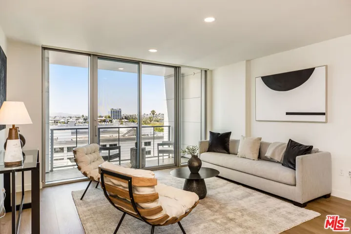8500 Burton Way 607, Los Angeles, California 90048