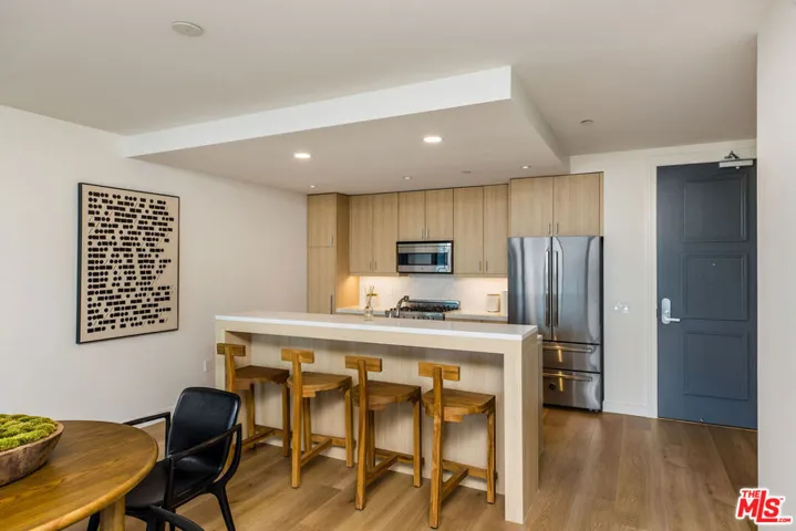 8500 Burton Way 607, Los Angeles, California 90048