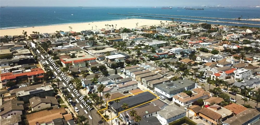 215 6th Street, Seal Beach, California 90740