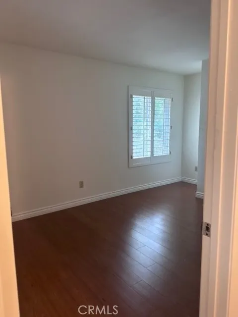 26351 Oak Plain Drive D, Newhall, California 91321 home-pic-4