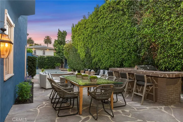 2515 E Ocean Boulevard, Long Beach, California 90803