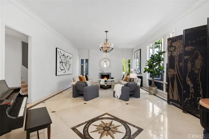 2515 E Ocean Boulevard, Long Beach, California 90803