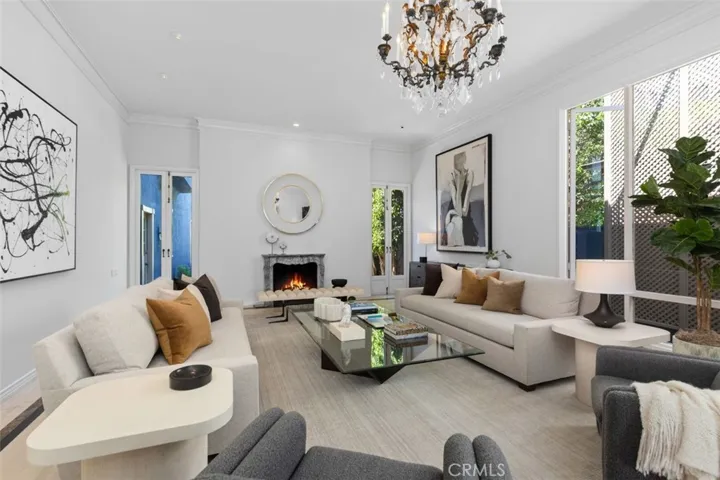 2515 E Ocean Boulevard, Long Beach, California 90803