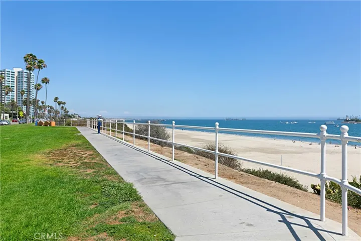 2515 E Ocean Boulevard, Long Beach, California 90803