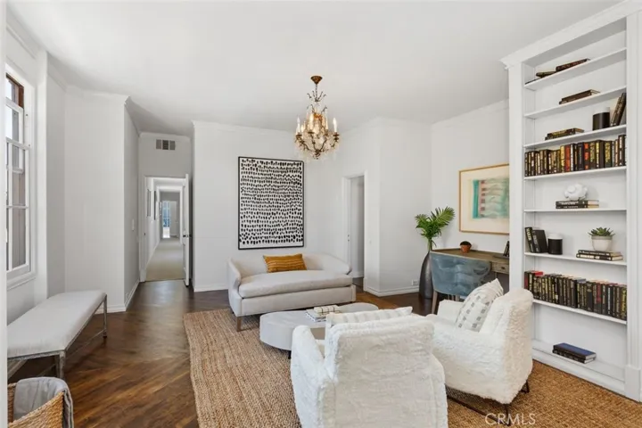 2515 E Ocean Boulevard, Long Beach, California 90803