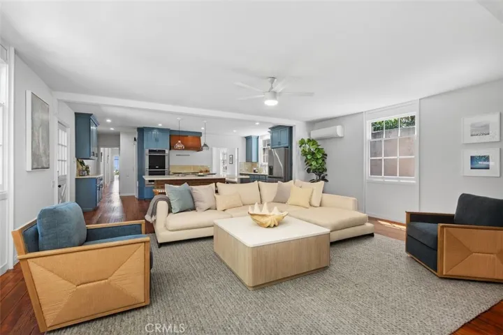 2515 E Ocean Boulevard, Long Beach, California 90803