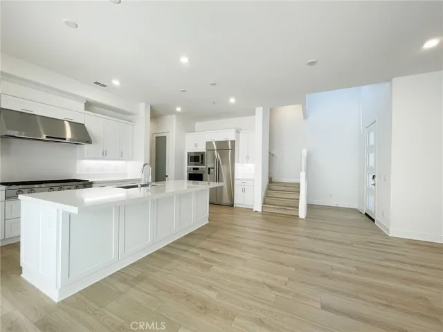 105 Sawbuck, Irvine, California 92618