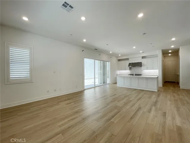 105 Sawbuck, Irvine, California 92618