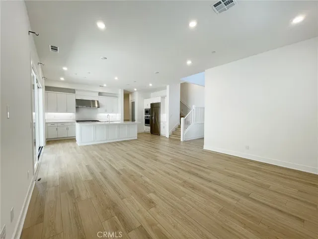 105 Sawbuck, Irvine, California 92618