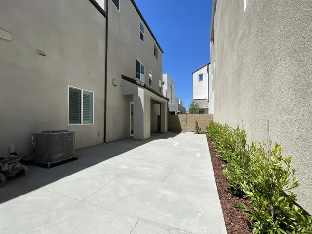 105 Sawbuck, Irvine, California 92618