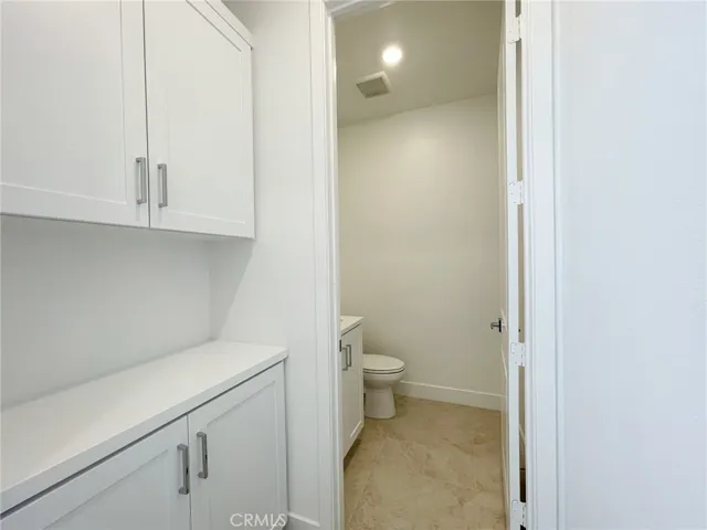 105 Sawbuck, Irvine, California 92618