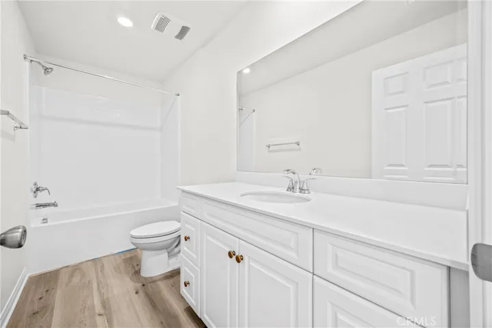 25697 Pine Ridge Road, Homeland, California 92548