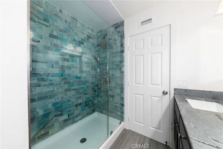 5950 Imperial Highway 56, South Gate, California 90280