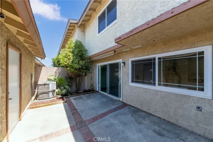 5950 Imperial Highway 56, South Gate, California 90280