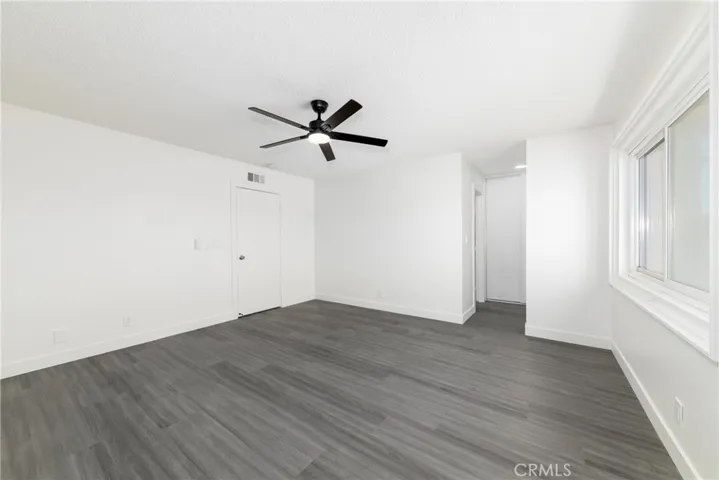 5950 Imperial Highway 56, South Gate, California 90280