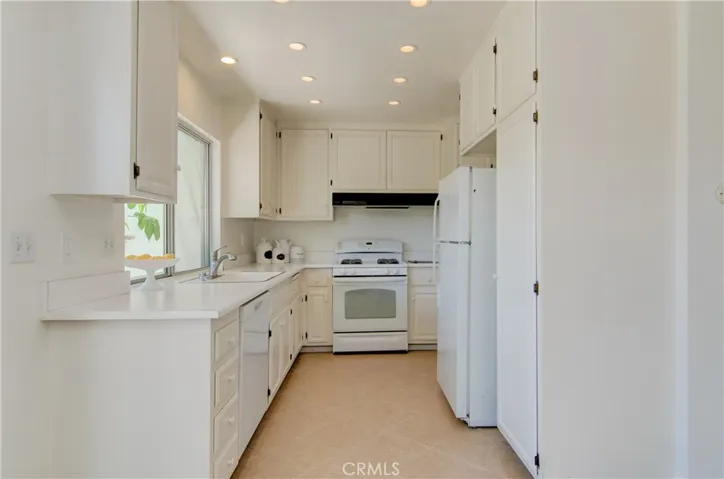27871 Via Silva, Mission Viejo, California 92692