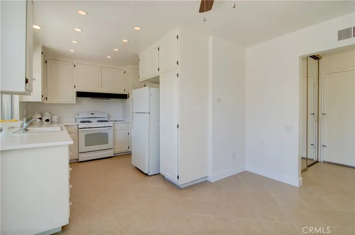 27871 Via Silva, Mission Viejo, California 92692