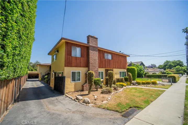 679 Earlham Street, Pasadena, California 91101