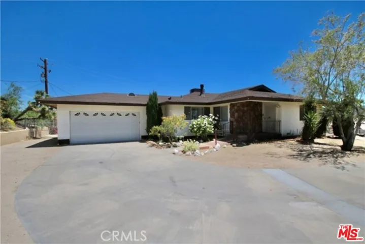 6383 Murrieta Avenue, Yucca Valley, California 92284