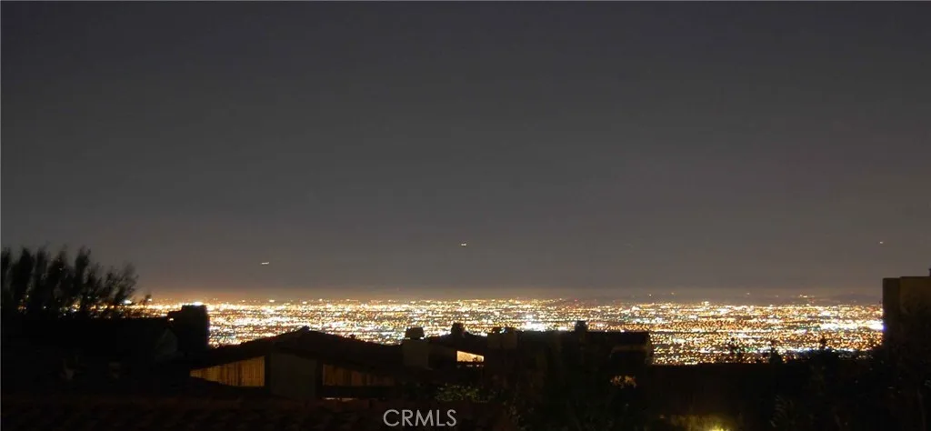 2 Hilltop Circle, Rancho Palos Verdes, California 90275