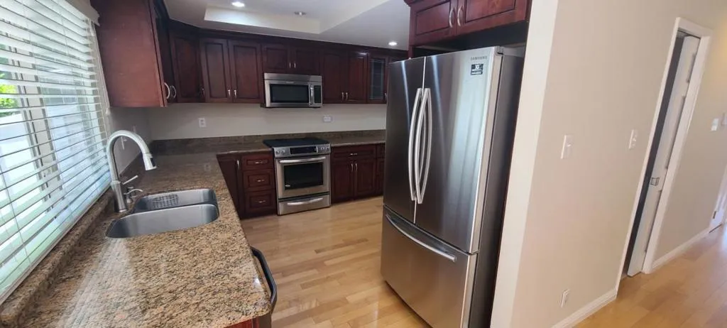 54 Lyonridge Lane, San Mateo, California 94402