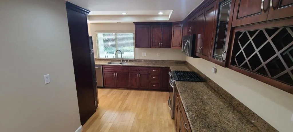 54 Lyonridge Lane, San Mateo, California 94402