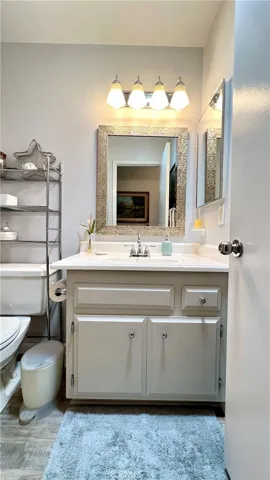 Hall bathroom.