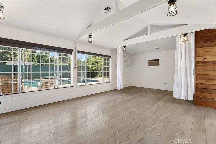 22932 Califa Street, Woodland Hills, California 91367