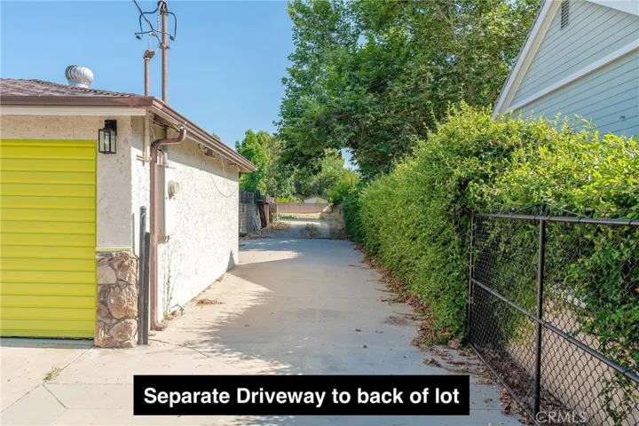 22932 Califa Street, Woodland Hills, California 91367