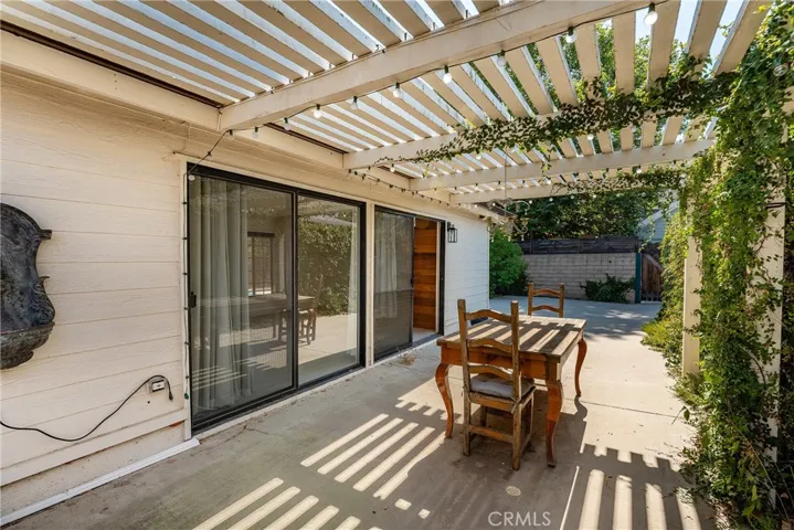 22932 Califa Street, Woodland Hills, California 91367