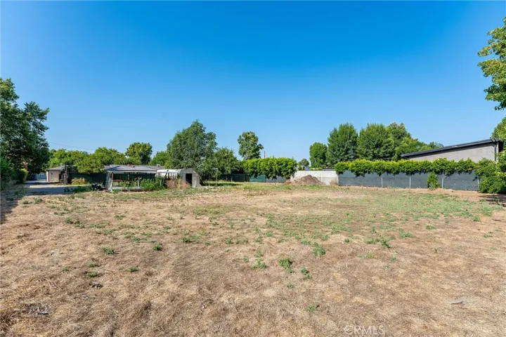 22932 Califa Street, Woodland Hills, California 91367
