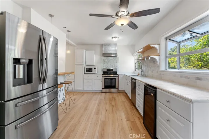 22932 Califa Street, Woodland Hills, California 91367