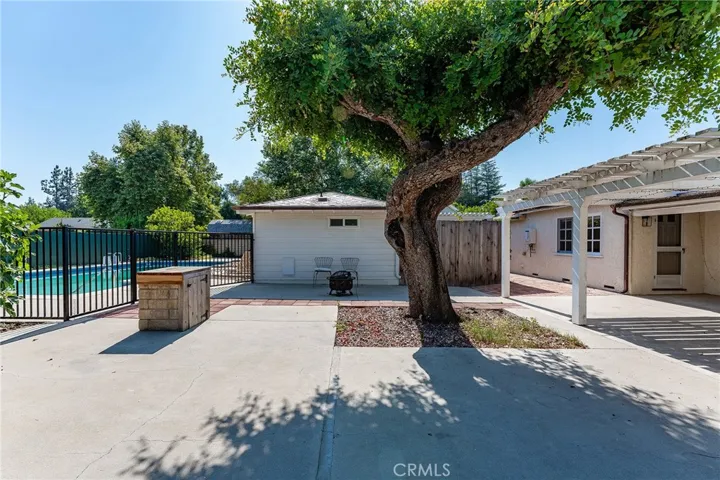 22932 Califa Street, Woodland Hills, California 91367