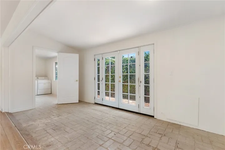 22932 Califa Street, Woodland Hills, California 91367