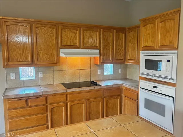 6617 Desert Springs Street, Chowchilla, California 93610