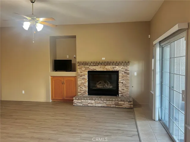 6617 Desert Springs Street, Chowchilla, California 93610