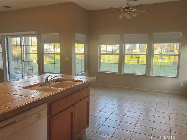 6617 Desert Springs Street, Chowchilla, California 93610