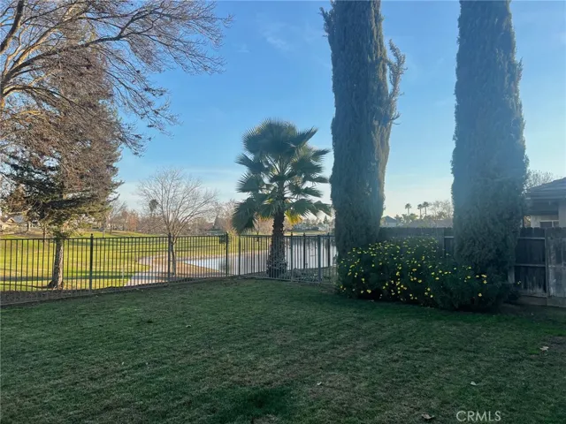 6617 Desert Springs Street, Chowchilla, California 93610