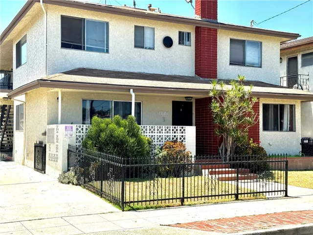 11717 Cedar Avenue, Hawthorne, California 90250