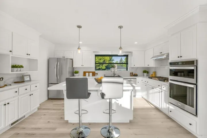 164 Westhill Drive, Los Gatos, California 95032