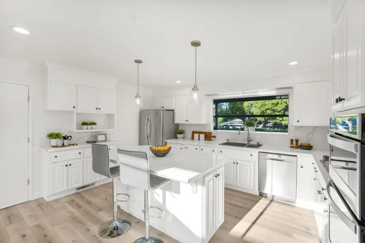 164 Westhill Drive, Los Gatos, California 95032