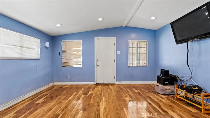 1430 E 90th Street, Los Angeles, California 90002