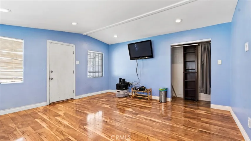 1430 E 90th Street, Los Angeles, California 90002