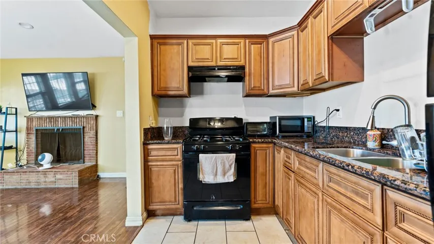 1430 E 90th Street, Los Angeles, California 90002