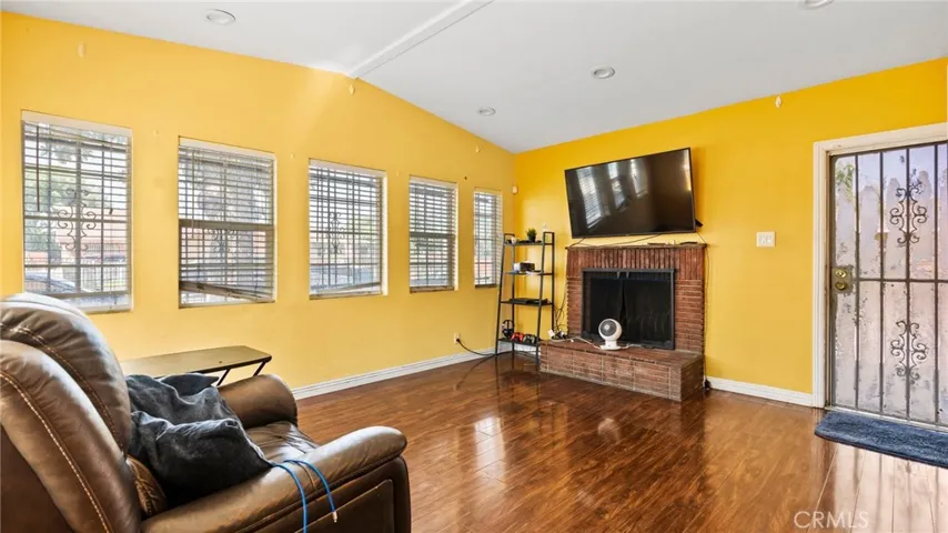 1430 E 90th Street, Los Angeles, California 90002