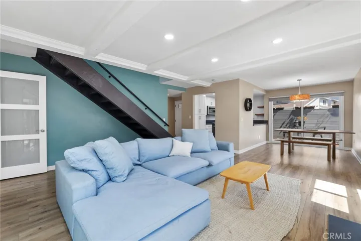 610 Shasta Lane, Costa Mesa, California 92626