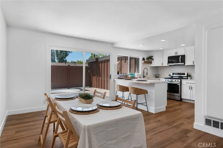 2230 Stonewood Court, San Pedro, California 90732