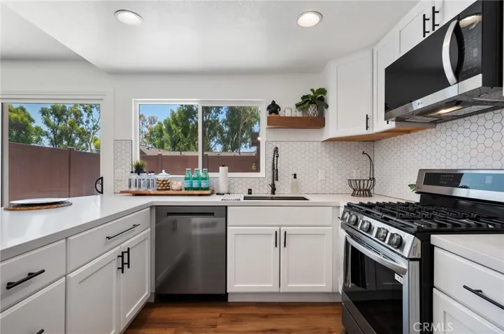 2230 Stonewood Court, San Pedro, California 90732